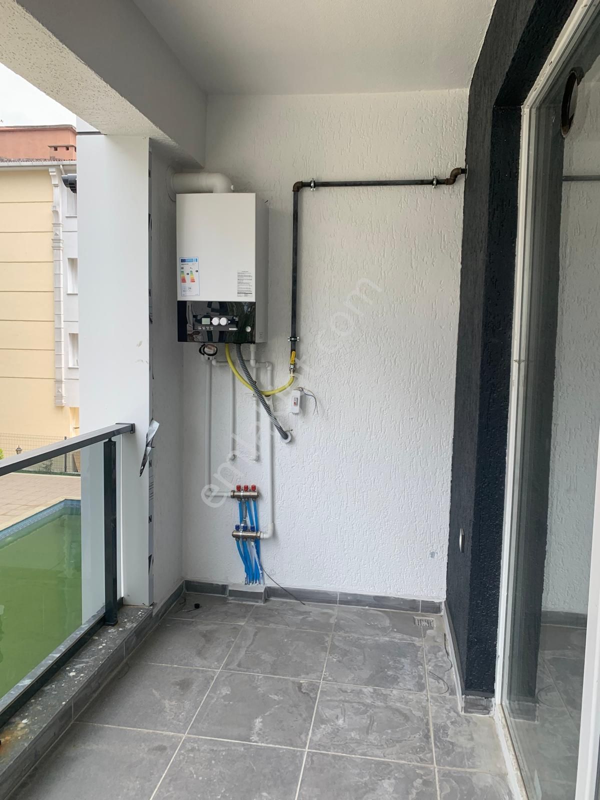 Molla Team'den Rumeli'de Havuz Manzaralı Kiralık 1+1 Lüks Daire - Görsel 16