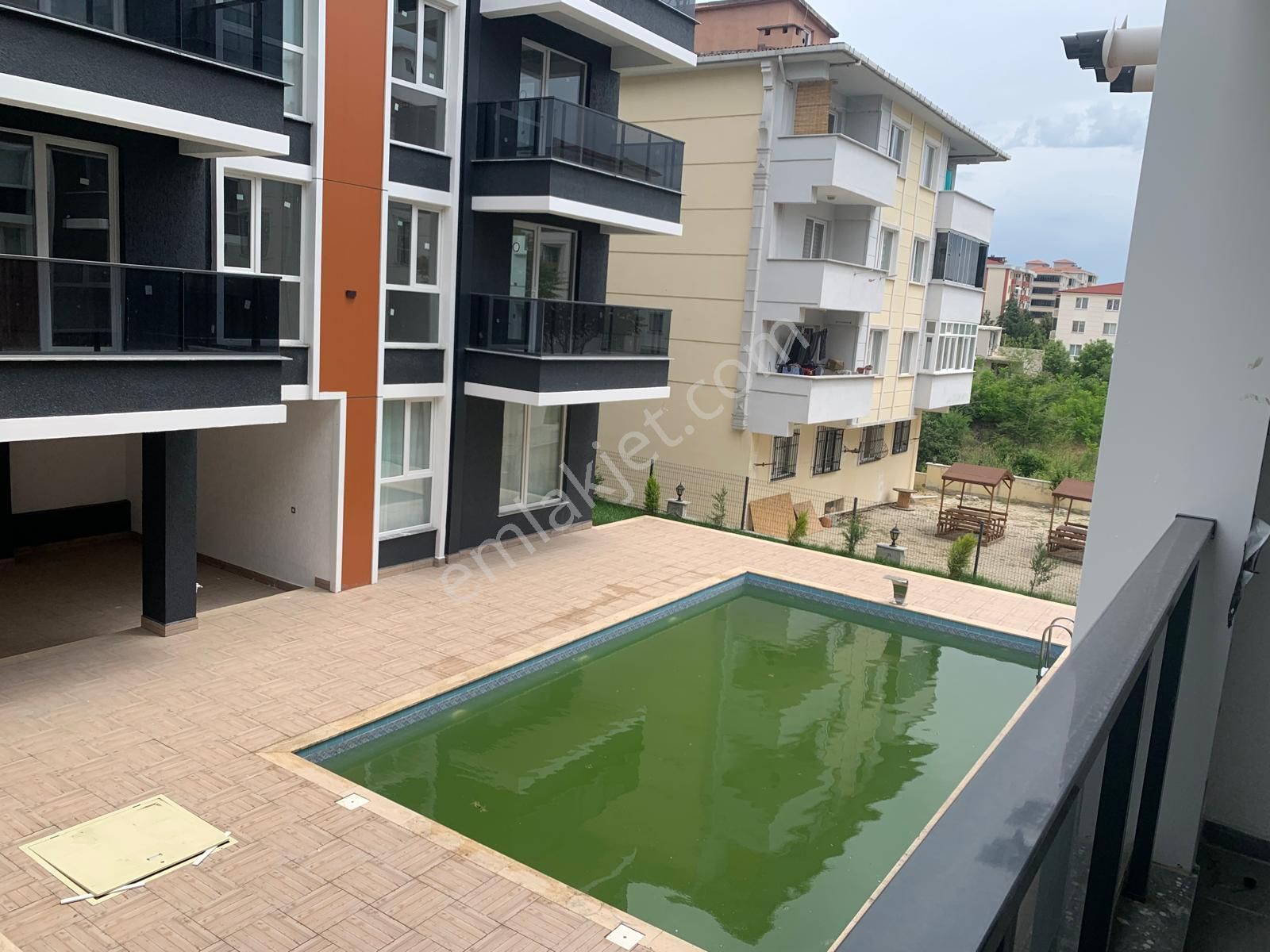 Molla Team'den Rumeli'de Havuz Manzaralı Kiralık 1+1 Lüks Daire - Görsel 21