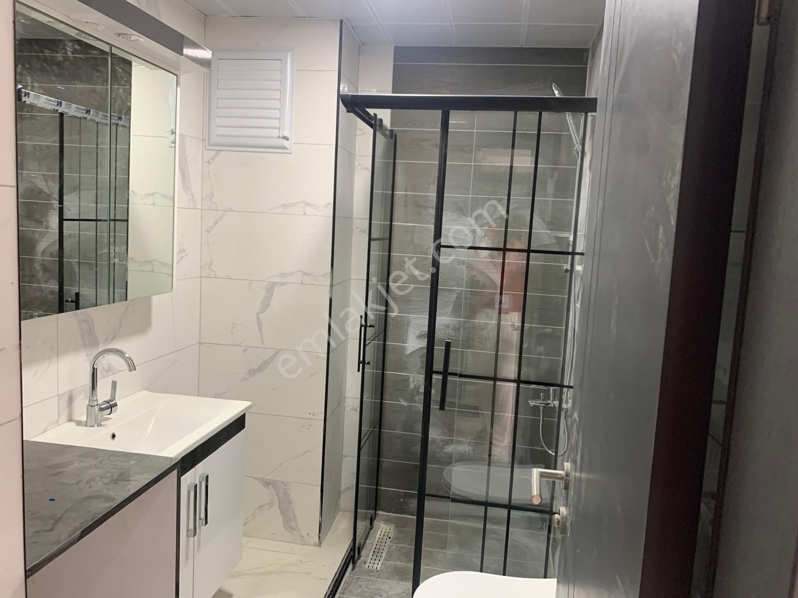 Molla Team'den Rumeli'de Havuz Manzaralı Kiralık 1+1 Lüks Daire - Görsel 11