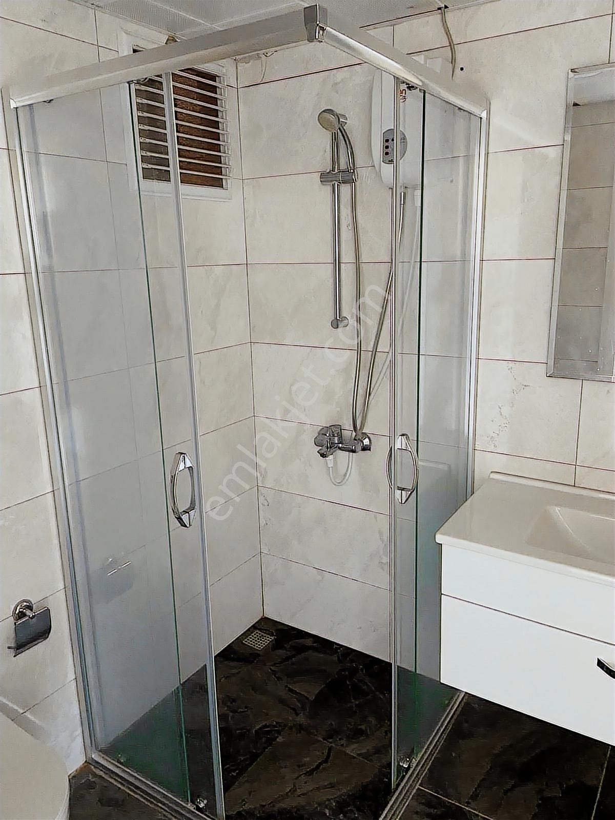 Bornova Evka 3te Satılık 1+1 Via Zone Projesi Dairesi - Görsel 31