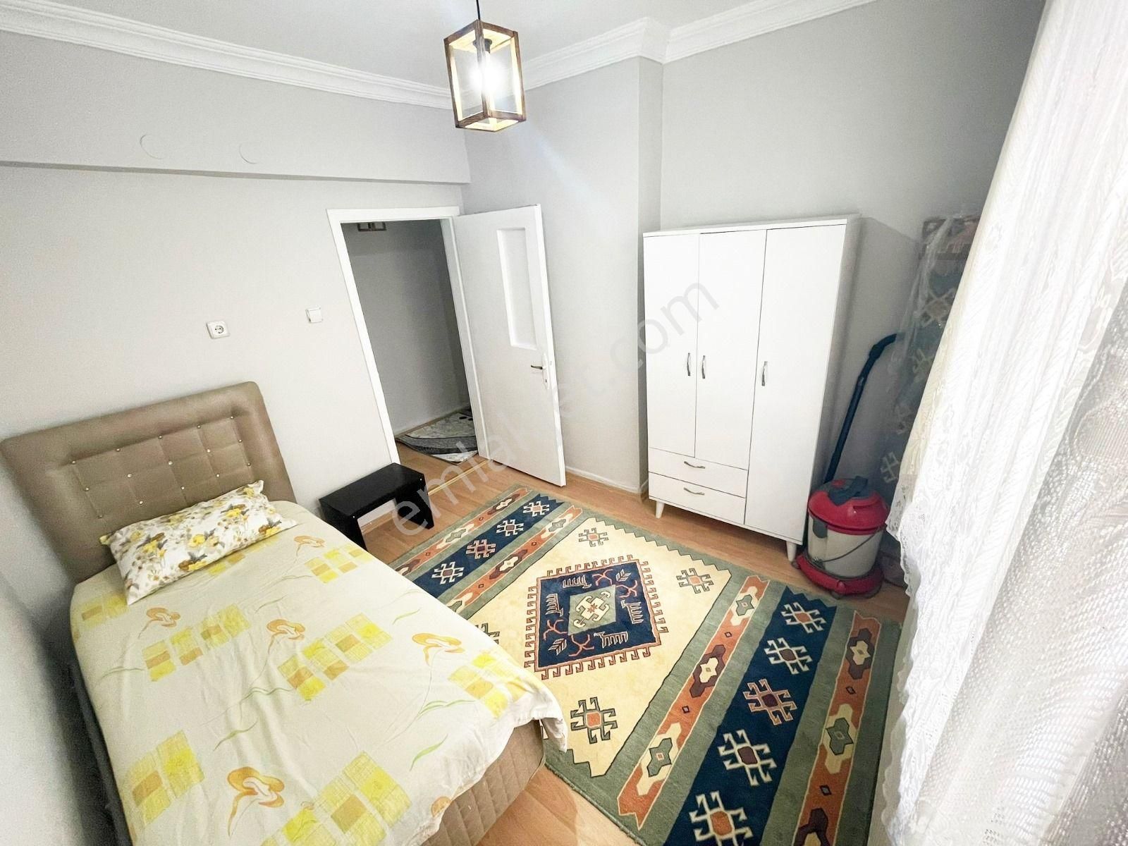 Sincan Mareşalda 2+1 Ara Kat Bağımsız Eşyalı Merkezi Konumda Daire - Görsel 18