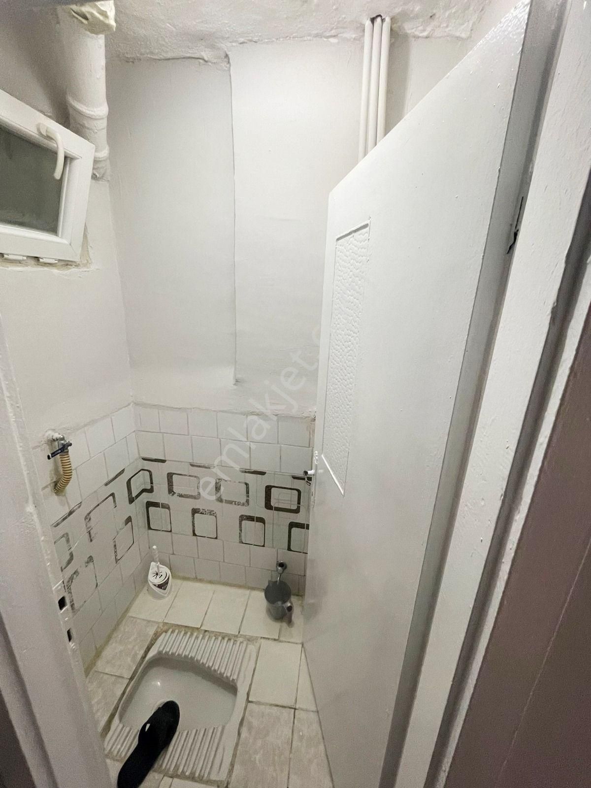 Sincan Mareşalda 2+1 Ara Kat Bağımsız Eşyalı Merkezi Konumda Daire - Görsel 25