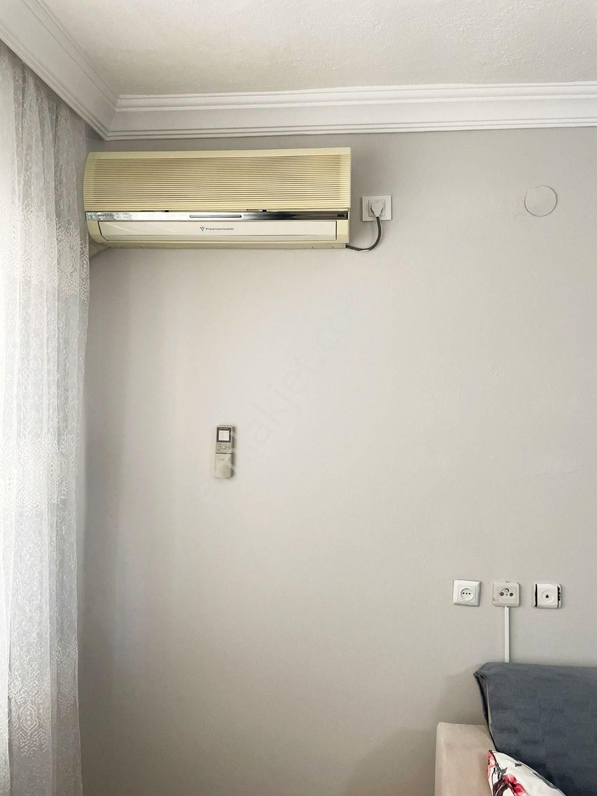 Sincan Mareşalda 2+1 Ara Kat Bağımsız Eşyalı Merkezi Konumda Daire - Görsel 10
