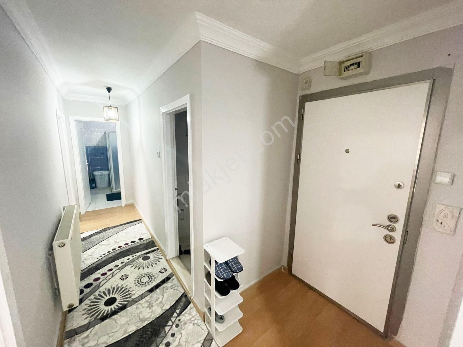 Sincan Mareşalda 2+1 Ara Kat Bağımsız Eşyalı Merkezi Konumda Daire - Görsel 21