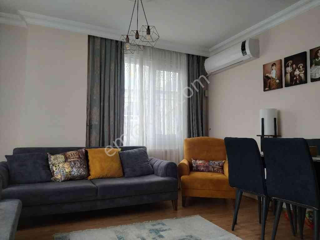 Ünalan Tuna Sokak’ta 2012 Yapımı 4. Kat – Otoparklı & Asansörlü - Görsel 4