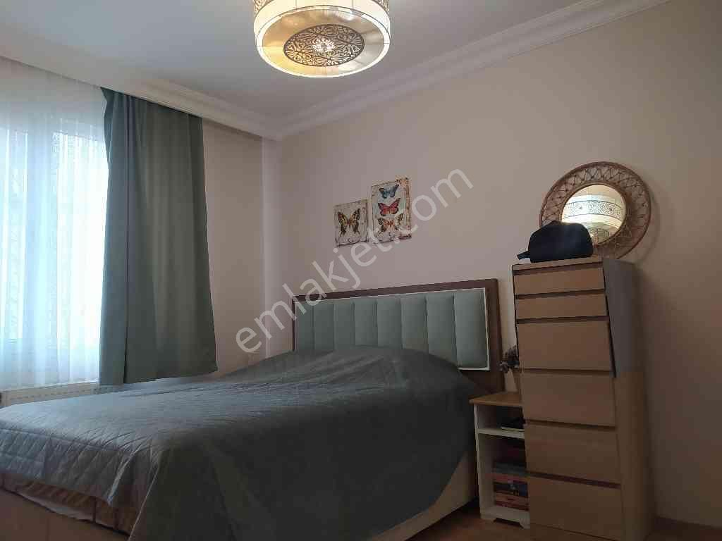 Ünalan Tuna Sokak’ta 2012 Yapımı 4. Kat – Otoparklı & Asansörlü - Görsel 26