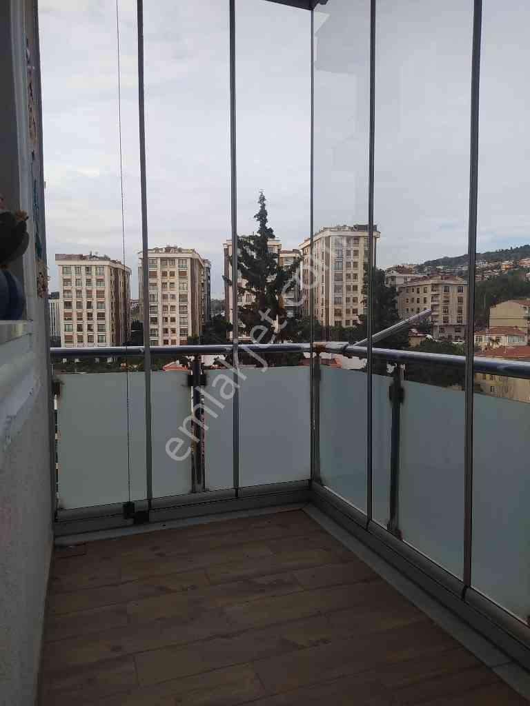 Ünalan Tuna Sokak’ta 2012 Yapımı 4. Kat – Otoparklı & Asansörlü - Görsel 11