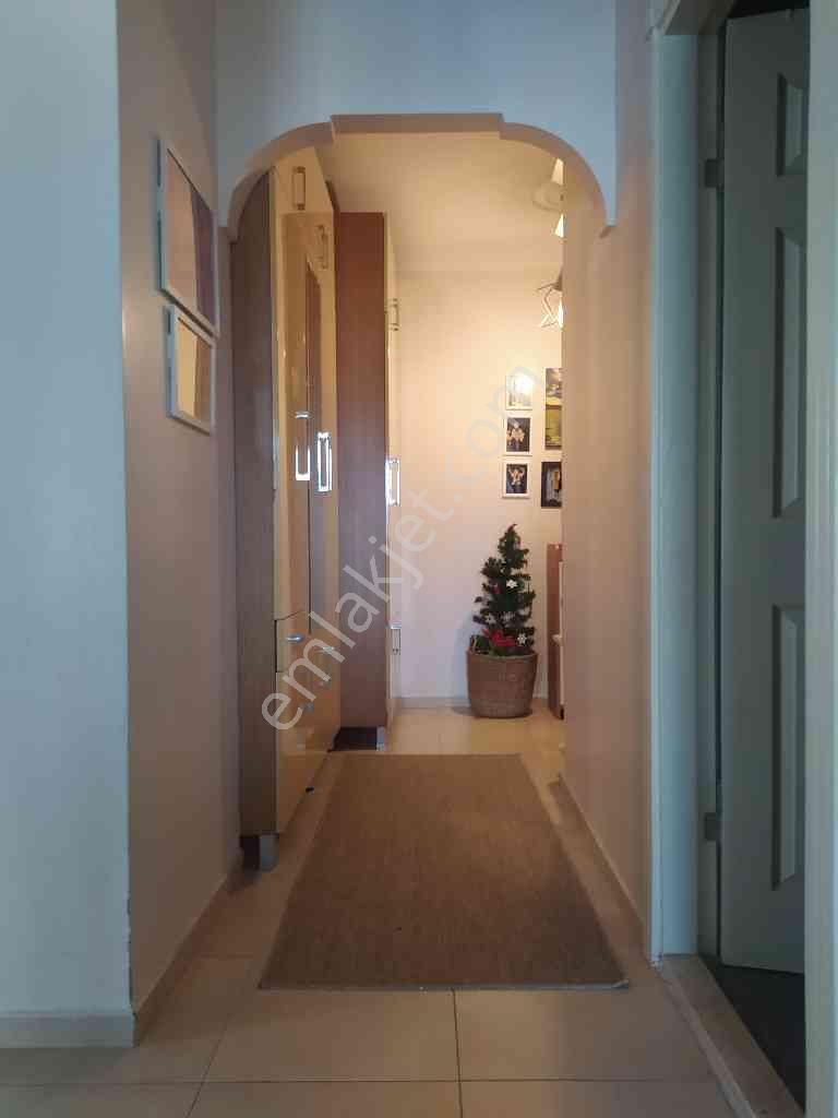 Ünalan Tuna Sokak’ta 2012 Yapımı 4. Kat – Otoparklı & Asansörlü - Görsel 24