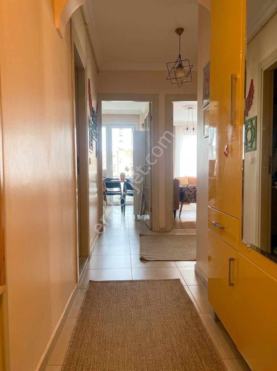 Ünalan Tuna Sokak’ta 2012 Yapımı 4. Kat – Otoparklı & Asansörlü - Görsel 23