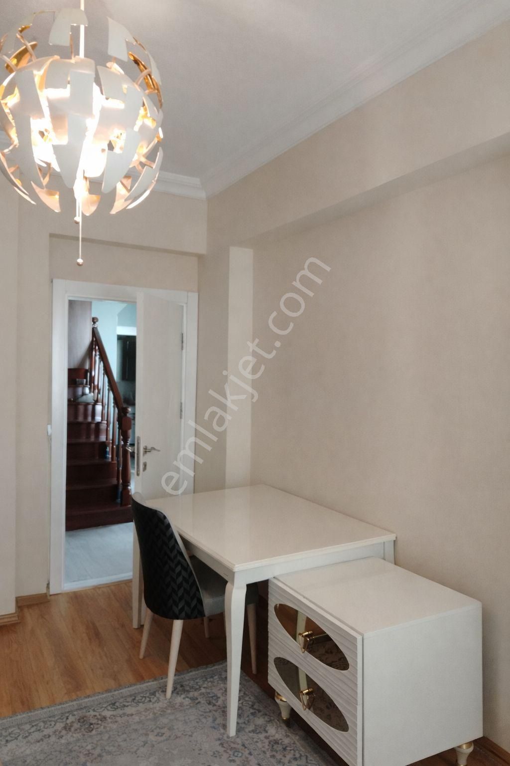 Yeşilyurtta 1 Yıl Peşin Ödemeli Üniversiteye Yakın Lüks, Yeni Eşyalı 2+1 Ayrı Mutfaklı Kiralık Daire - Görsel 18