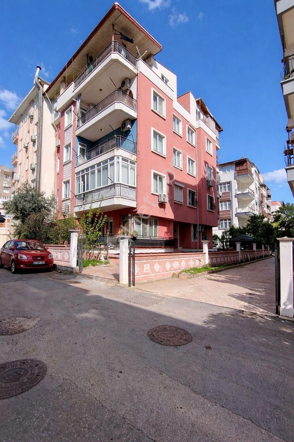 Yeşilyurtta 1 Yıl Peşin Ödemeli Üniversiteye Yakın Lüks, Yeni Eşyalı 2+1 Ayrı Mutfaklı Kiralık Daire - Görsel 22