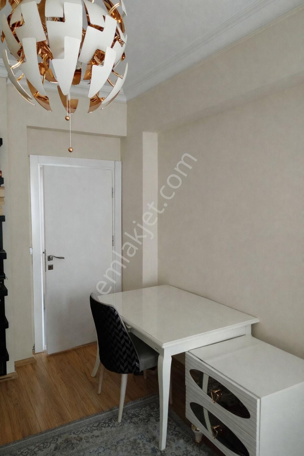 Yeşilyurtta 1 Yıl Peşin Ödemeli Üniversiteye Yakın Lüks, Yeni Eşyalı 2+1 Ayrı Mutfaklı Kiralık Daire - Görsel 13