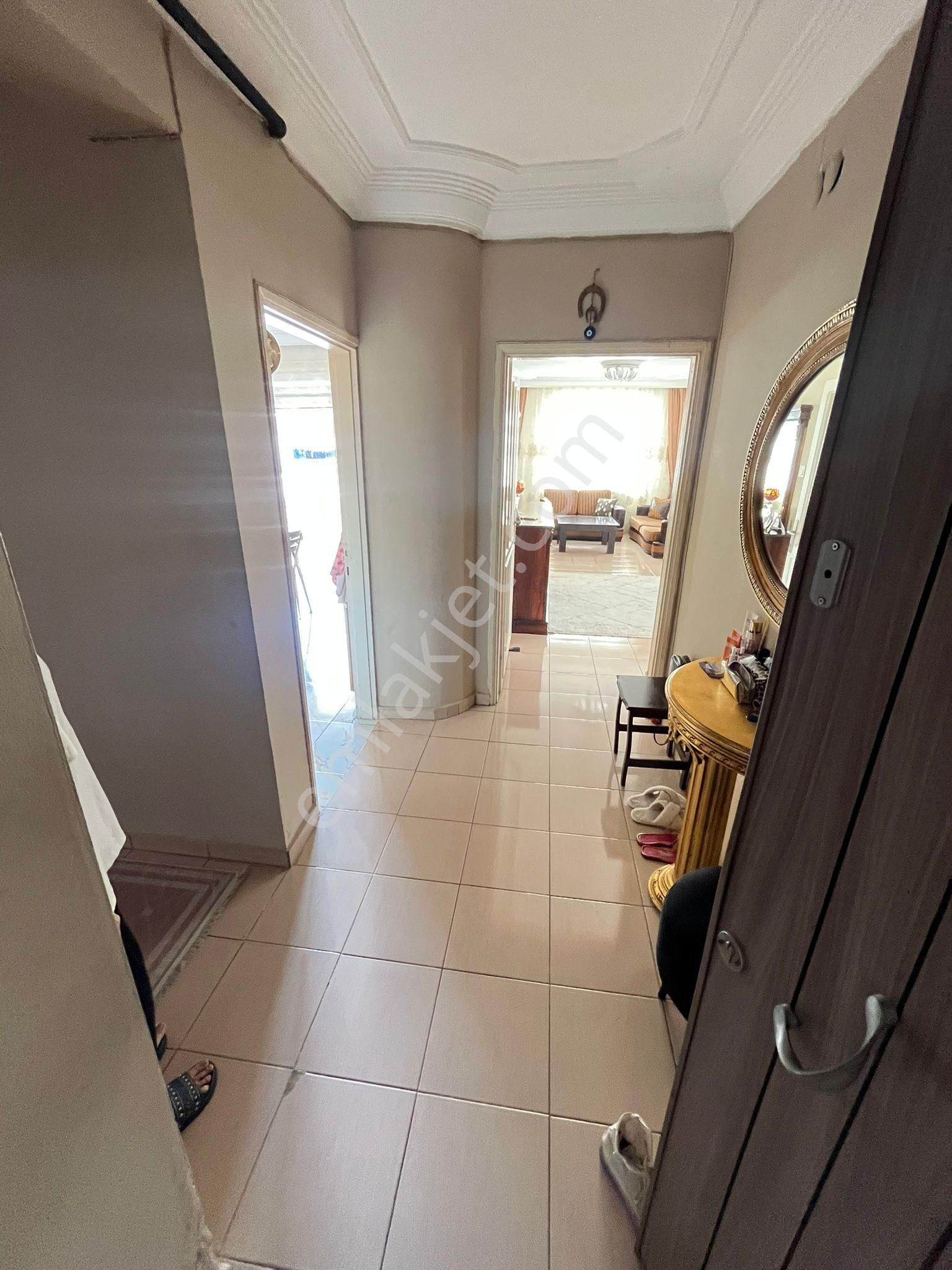 5+1 Güzelyalı Hasarsız 10-10 Katı 3banyo 235m2 Dgaz Kapalı Mutfak Sabahtan Akşama Güneş İçinde - Görsel 29