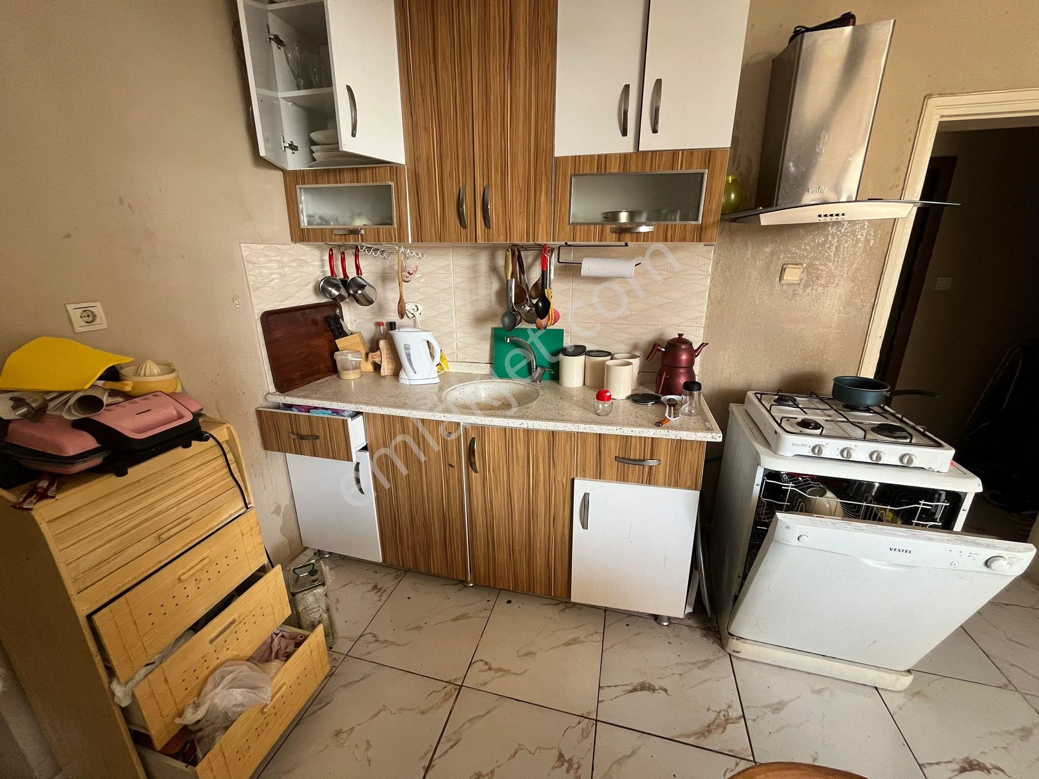 5+1 Güzelyalı Hasarsız 10-10 Katı 3banyo 235m2 Dgaz Kapalı Mutfak Sabahtan Akşama Güneş İçinde - Görsel 11