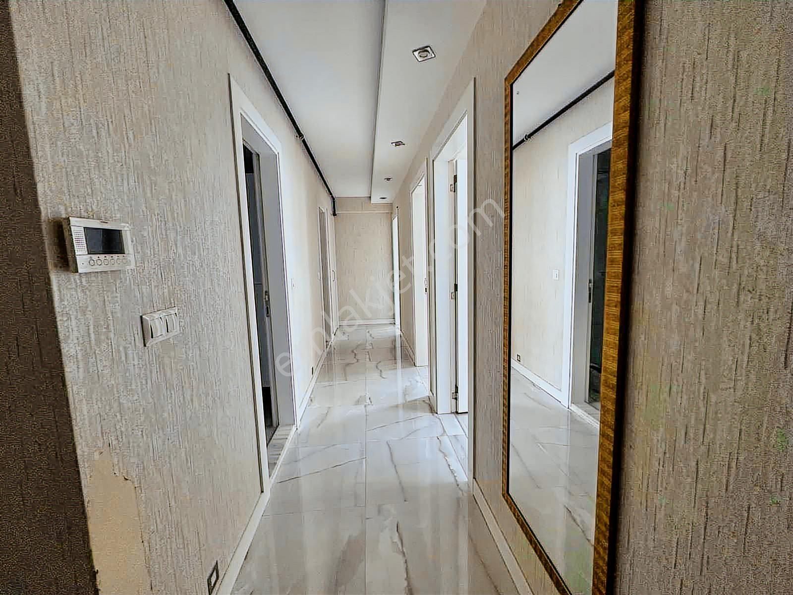 Zeytinköy'de Arakat 2+1 Eşyalı Daire - Görsel 32