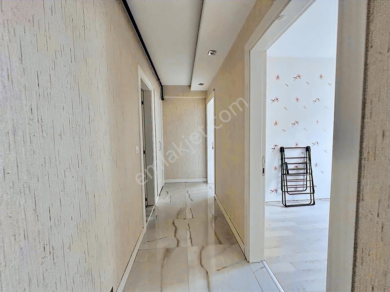 Zeytinköy'de Arakat 2+1 Eşyalı Daire - Görsel 34