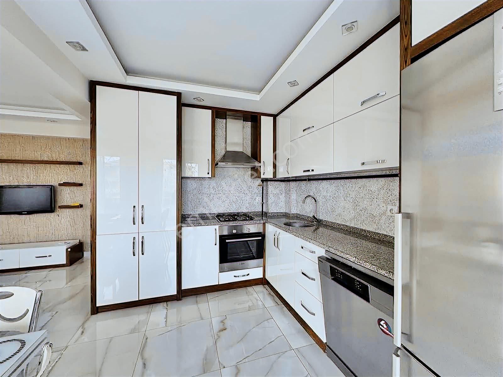 Zeytinköy'de Arakat 2+1 Eşyalı Daire - Görsel 15