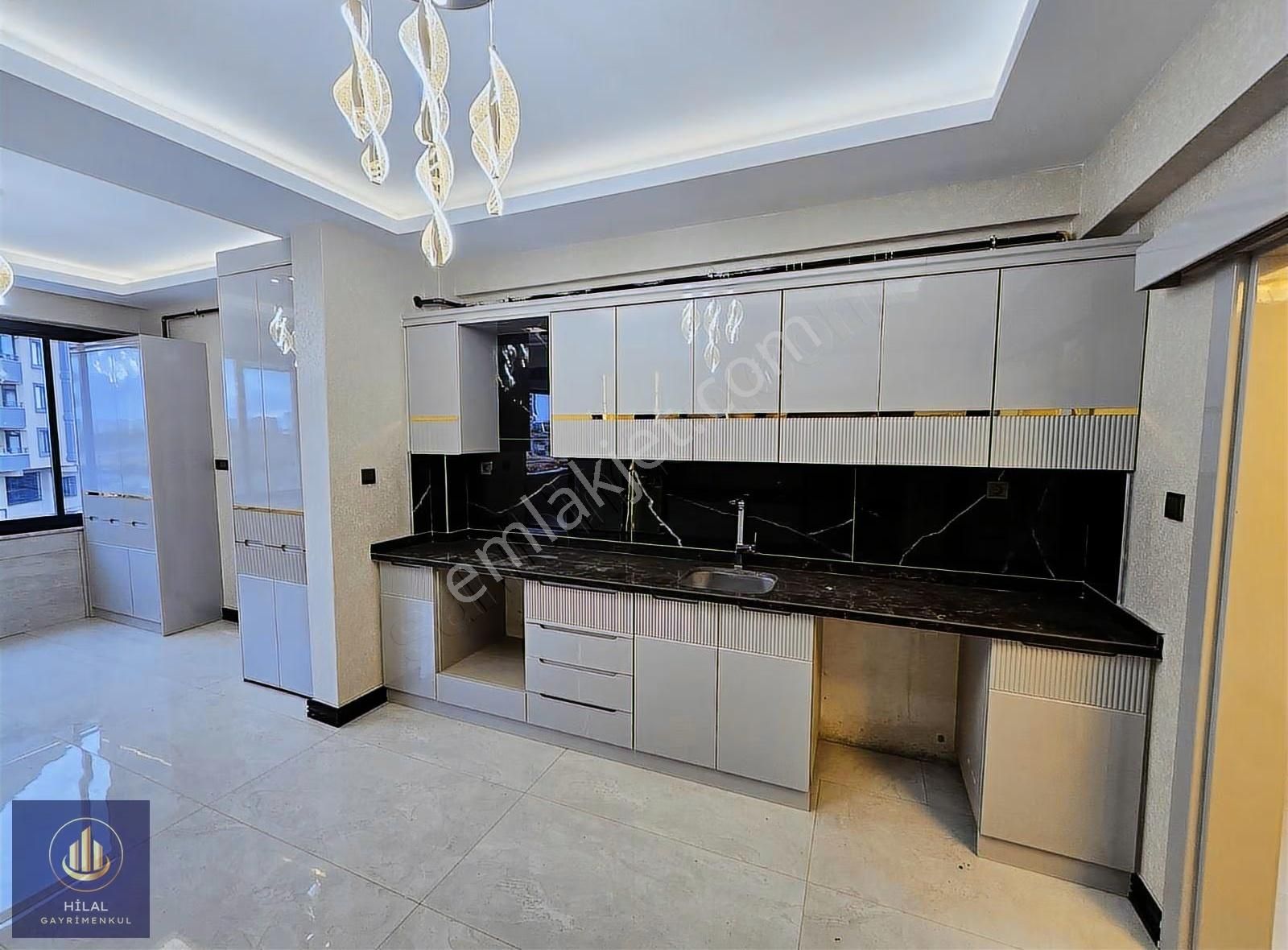 Akkent Merkezde Ultra Lüx 2,5+1 - Görsel 6