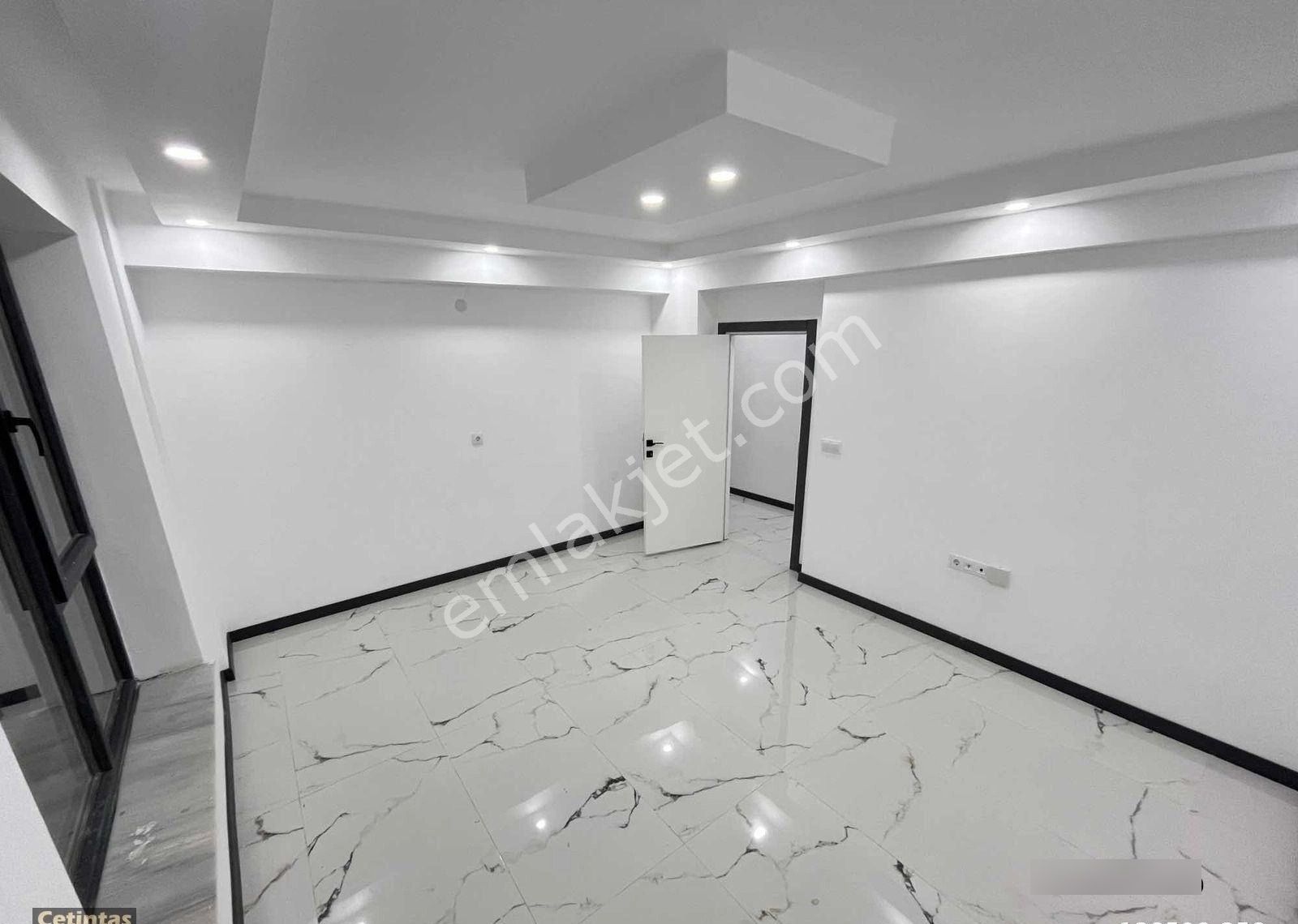 Zafer Mahallesi 2+1 Kiralık Lüx Daire - Görsel 2