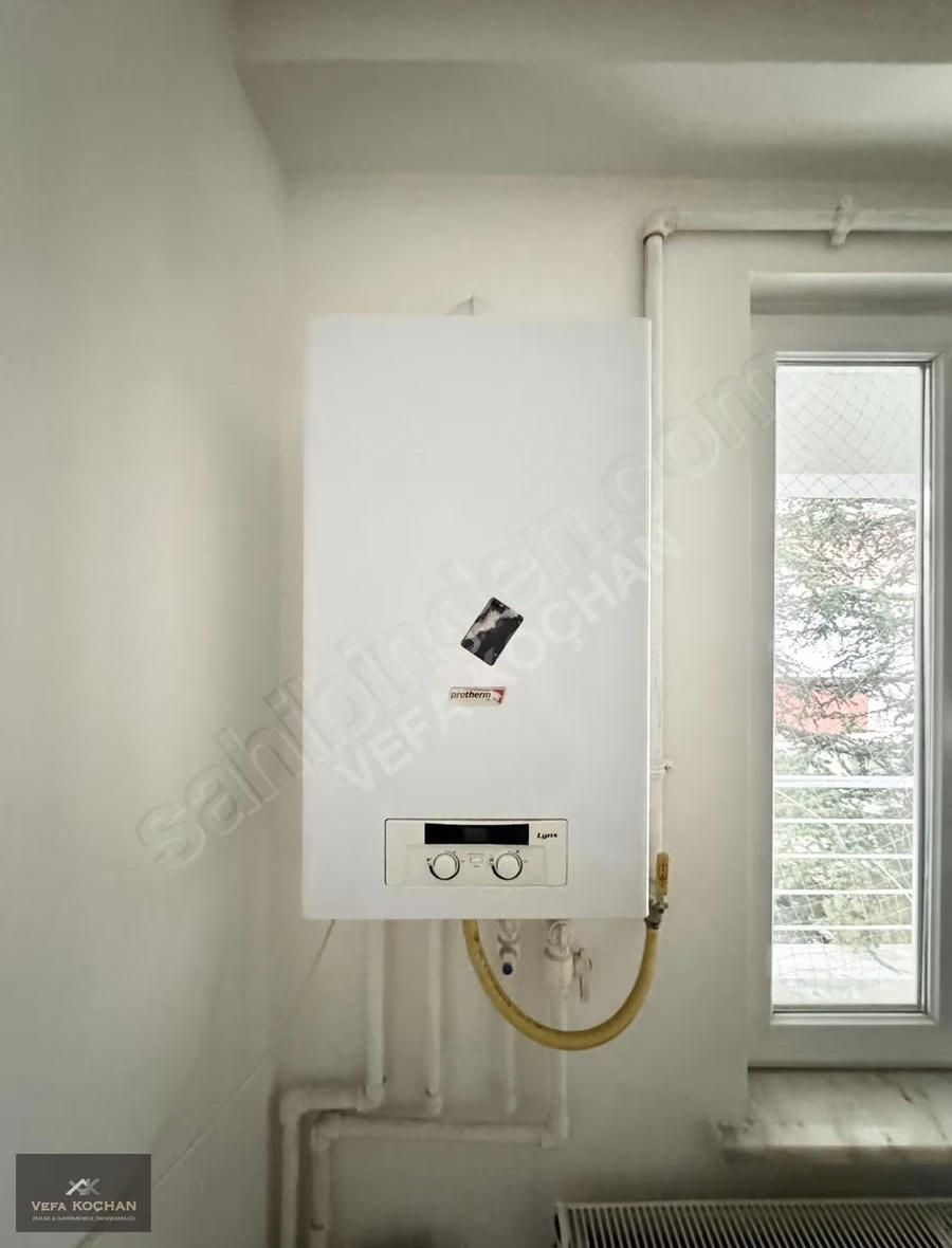 Büyükdere'de Vefa'dan Asansörlü Özel Teraslı 2+1 Dublex Daire - Görsel 2
