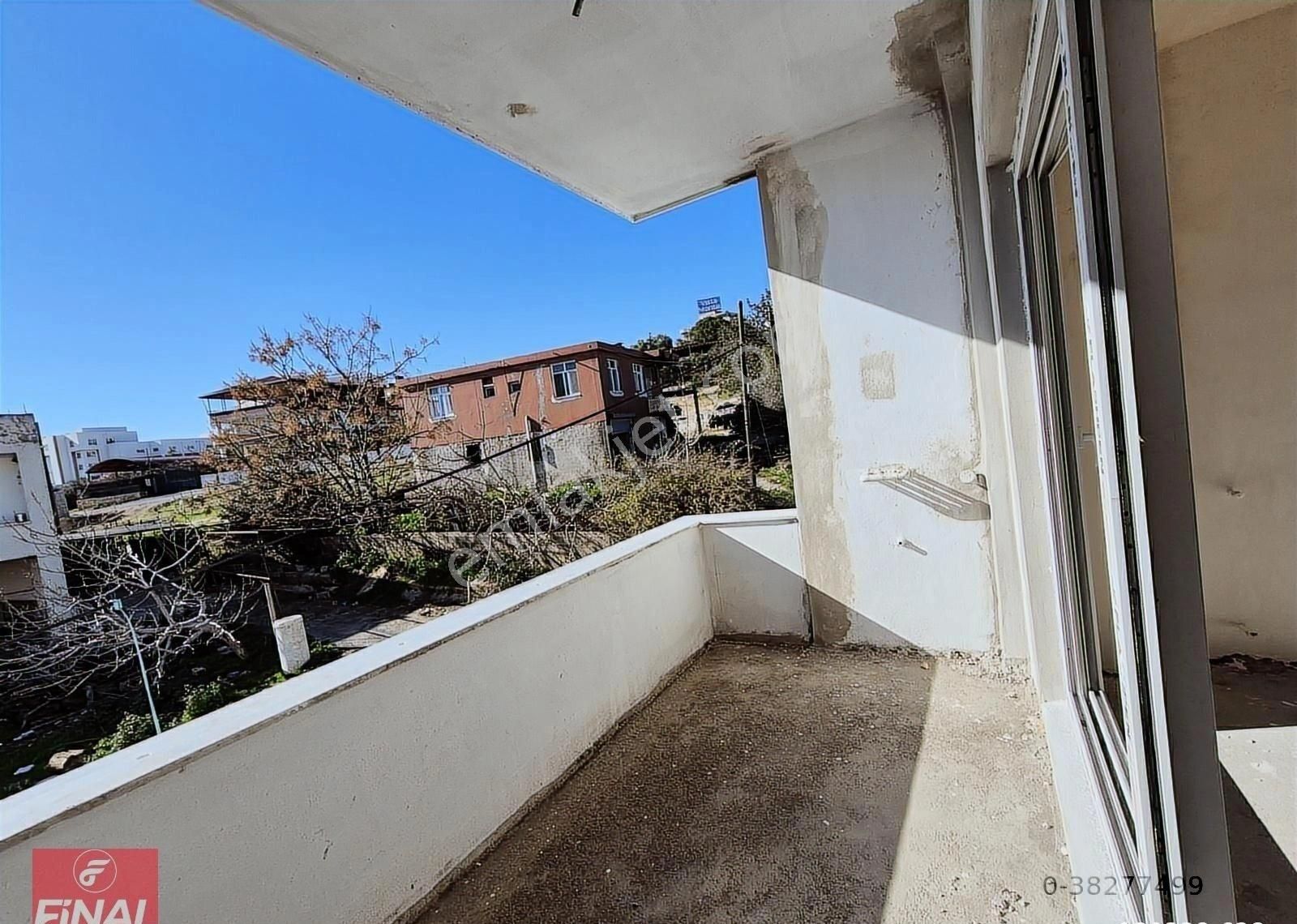 Final Emlaktan Üniversite Civarı Ara Kat 1+1 Satılık Daire - Görsel 2