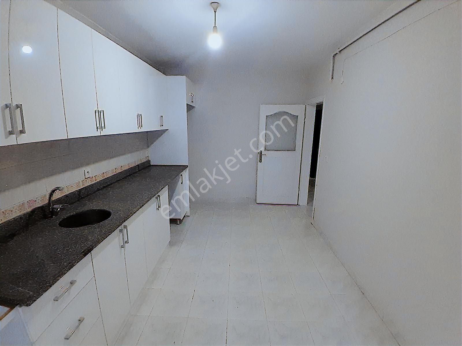 Sancaktepe Kiralık 3+1 140m² 1.kat - Görsel 31