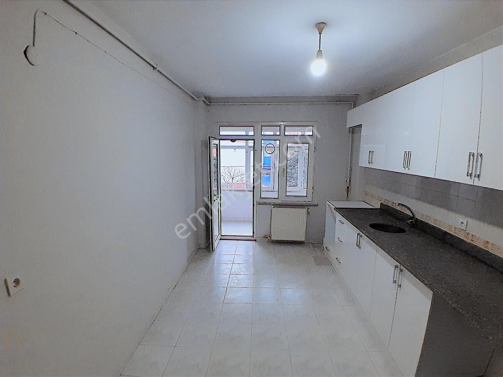 Sancaktepe Kiralık 3+1 140m² 1.kat - Görsel 19