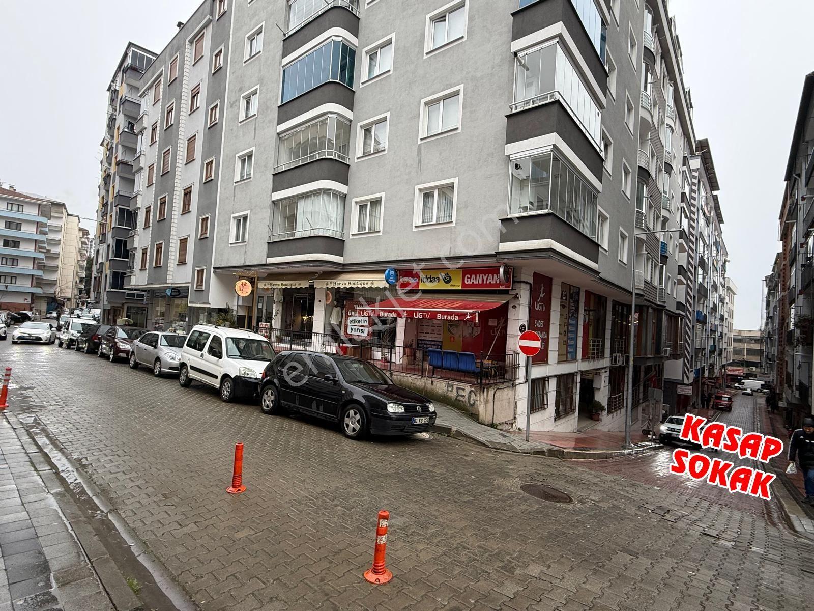 Abdi Bostan Gayrimenkulden Akçaabat Merkezde Satılık Dükkan - Görsel 12