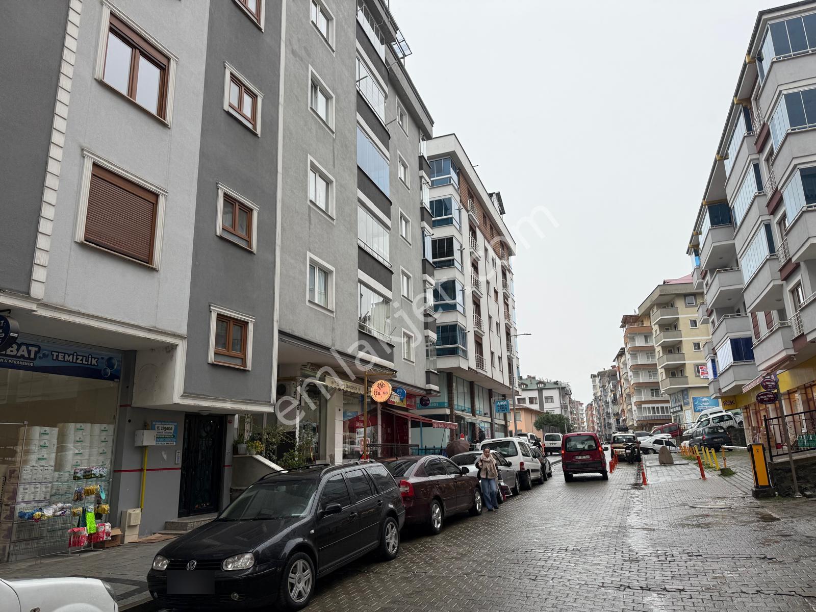 Abdi Bostan Gayrimenkulden Akçaabat Merkezde Satılık Dükkan - Görsel 11