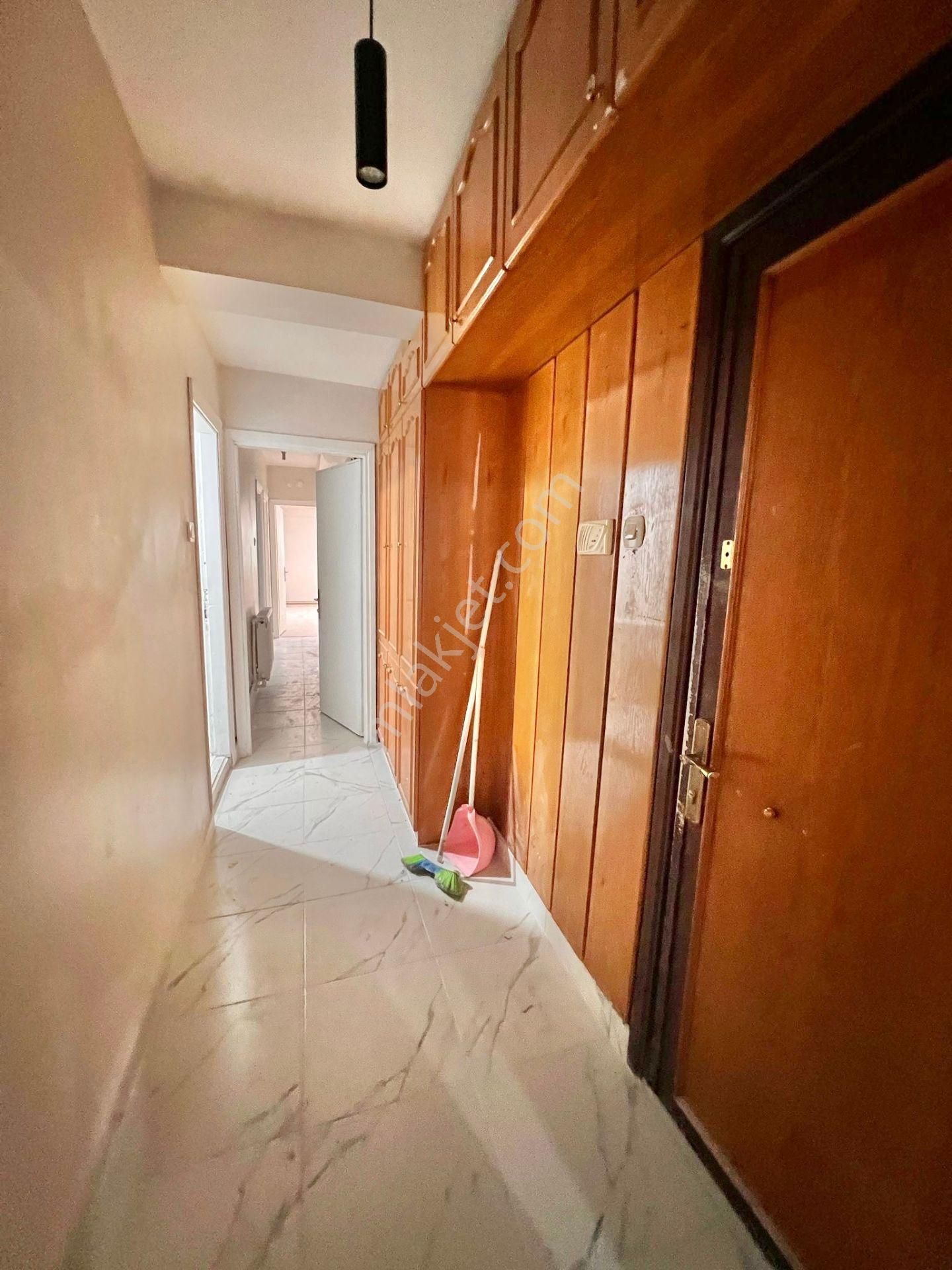 Akşenden Fatih Çapada 1.kat 3+1 150m² Otoparklı Kiralık Daire - Görsel 20