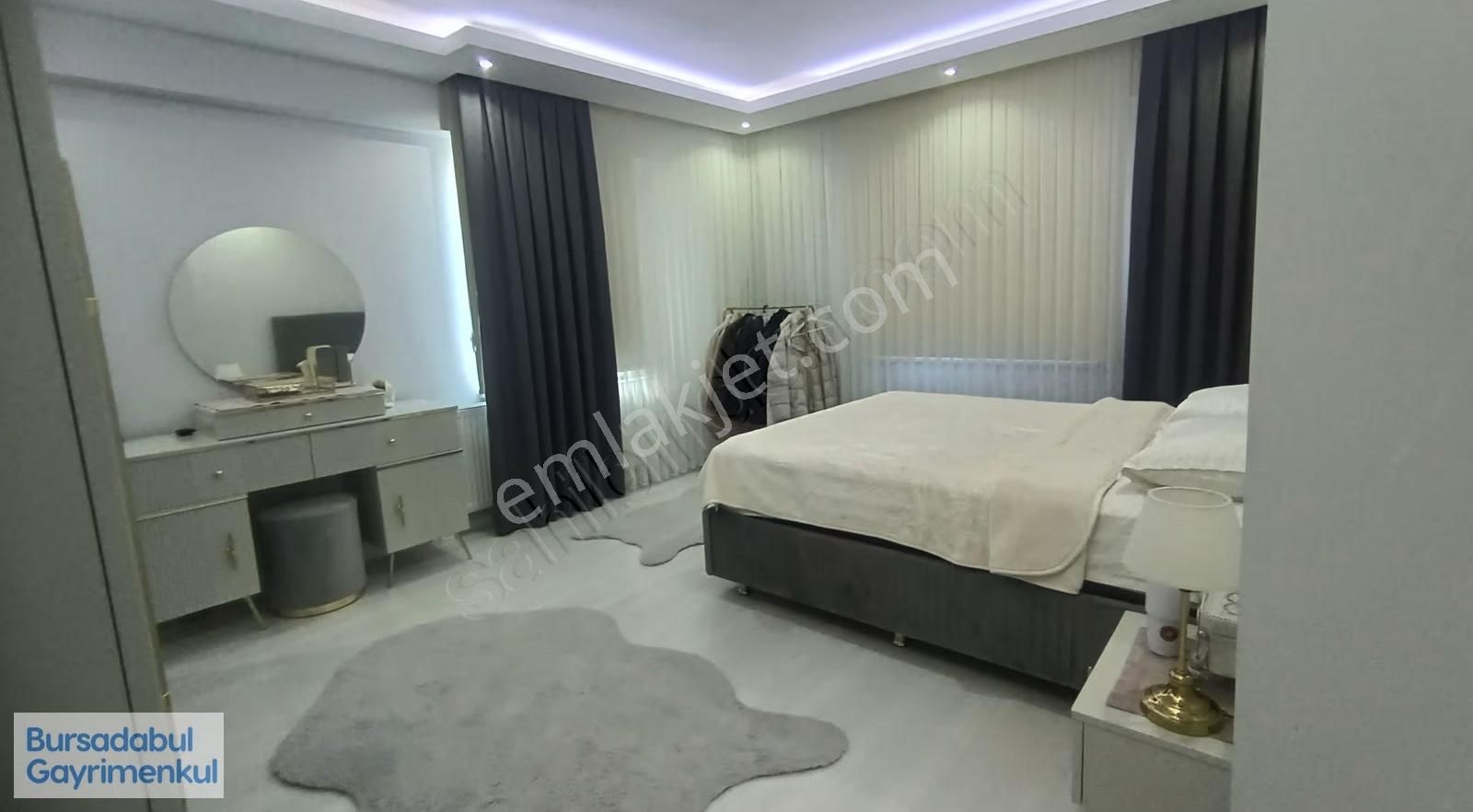 Bursadabul'dan Barış Mah. İçi Özenle Yapılmış 3+1 Arakat Daire - Görsel 11