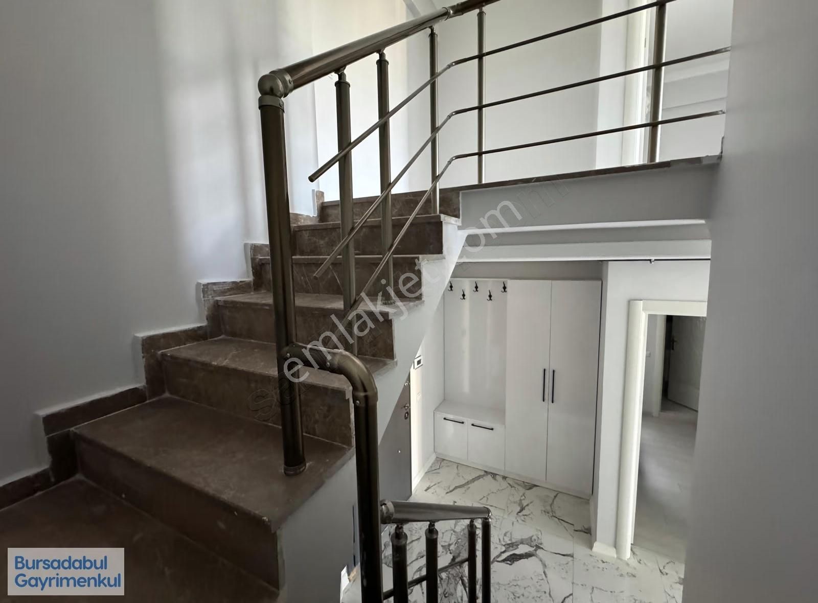 Bursadabul'dan Barış Mah. Osmangazi Cad. Üzeri 4+1 Dublex Daire - Görsel 14