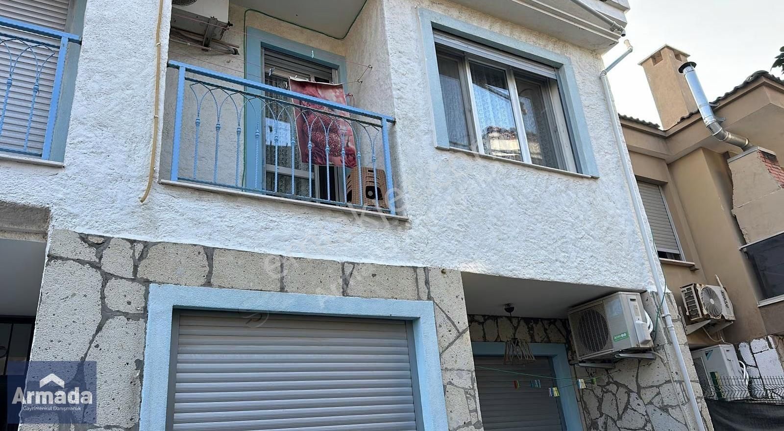 Çeşme Reisderede Satılık Dubleks Teraslı Ferah 2+1 Daire