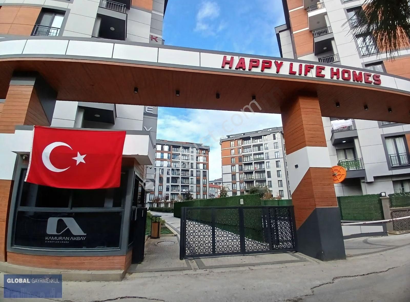 Global'den, Marmaray Yakını, Happy Lıfe Sitesinde, 2+1 Daire