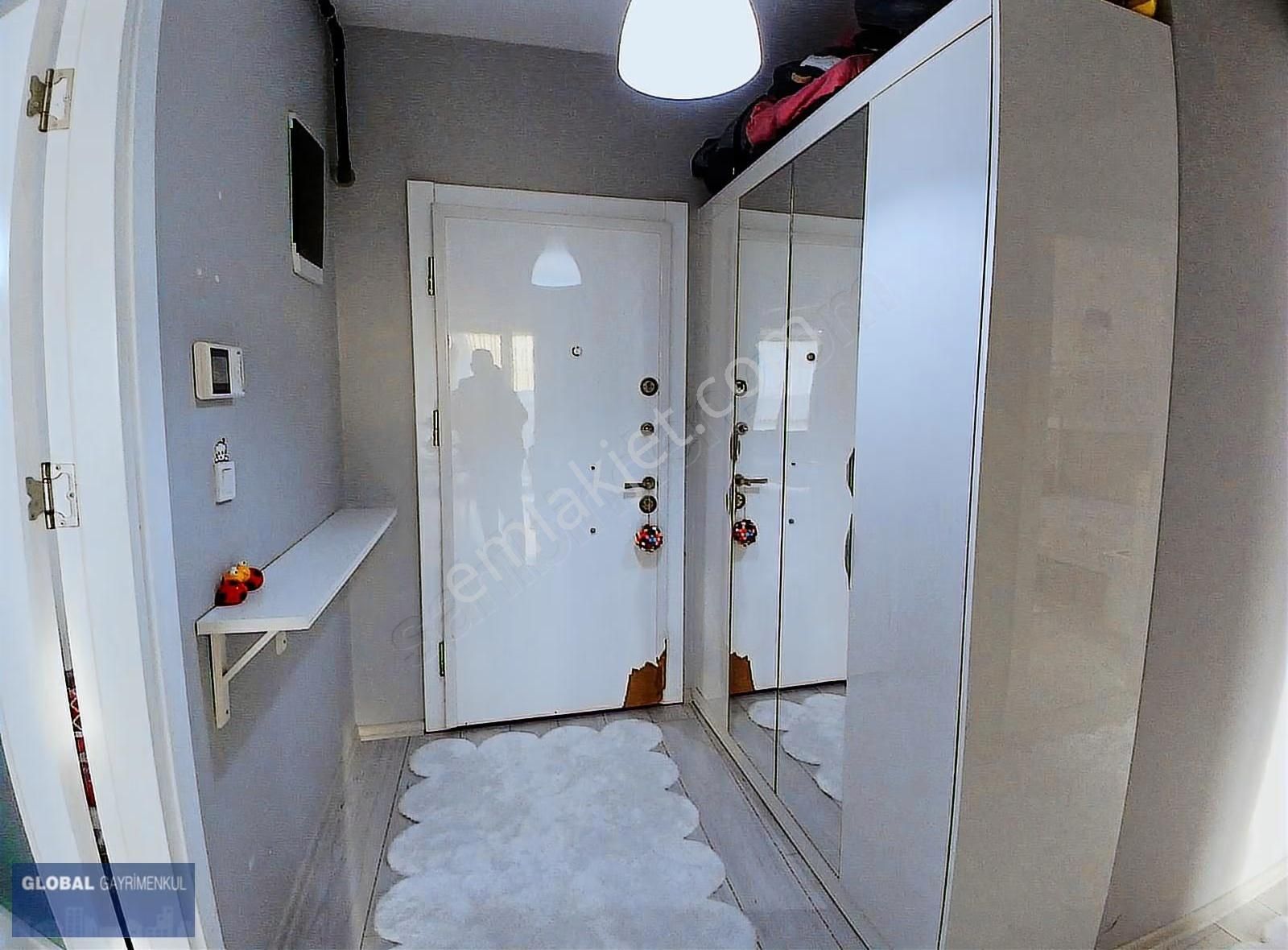 Global'den,assun Royal'de İki Banyolu, Geniş Ara Kat 2+1 Daire - Görsel 2