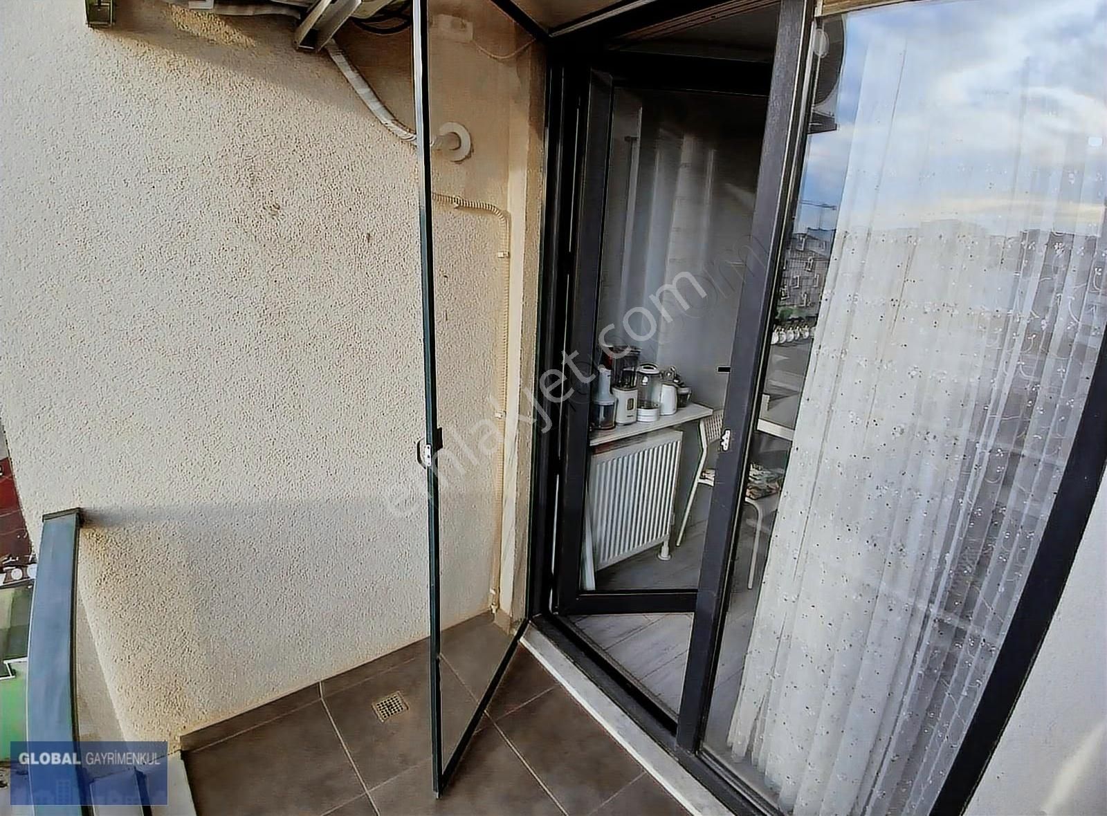 Global'den,assun Royal'de İki Banyolu, Geniş Ara Kat 2+1 Daire - Görsel 6