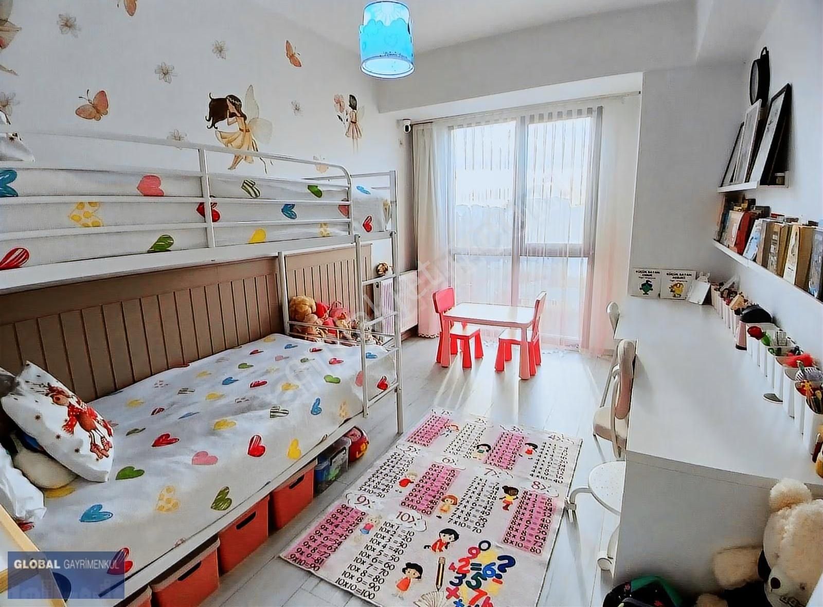 Global'den,assun Royal'de İki Banyolu, Geniş Ara Kat 2+1 Daire - Görsel 11