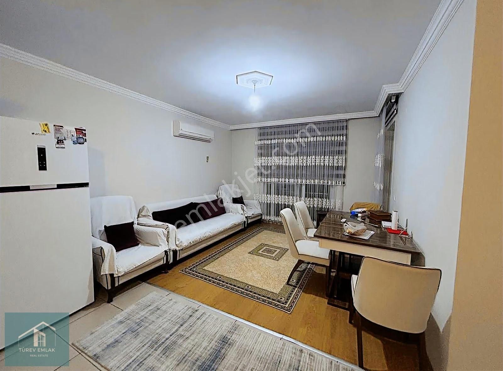 Foça'da Satılık 2+1 Geniş Daire