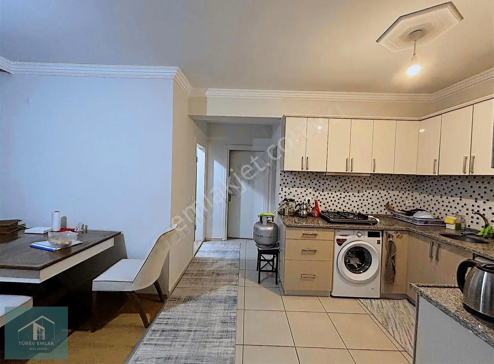 Foça'da Satılık 2+1 Geniş Daire - Görsel 5