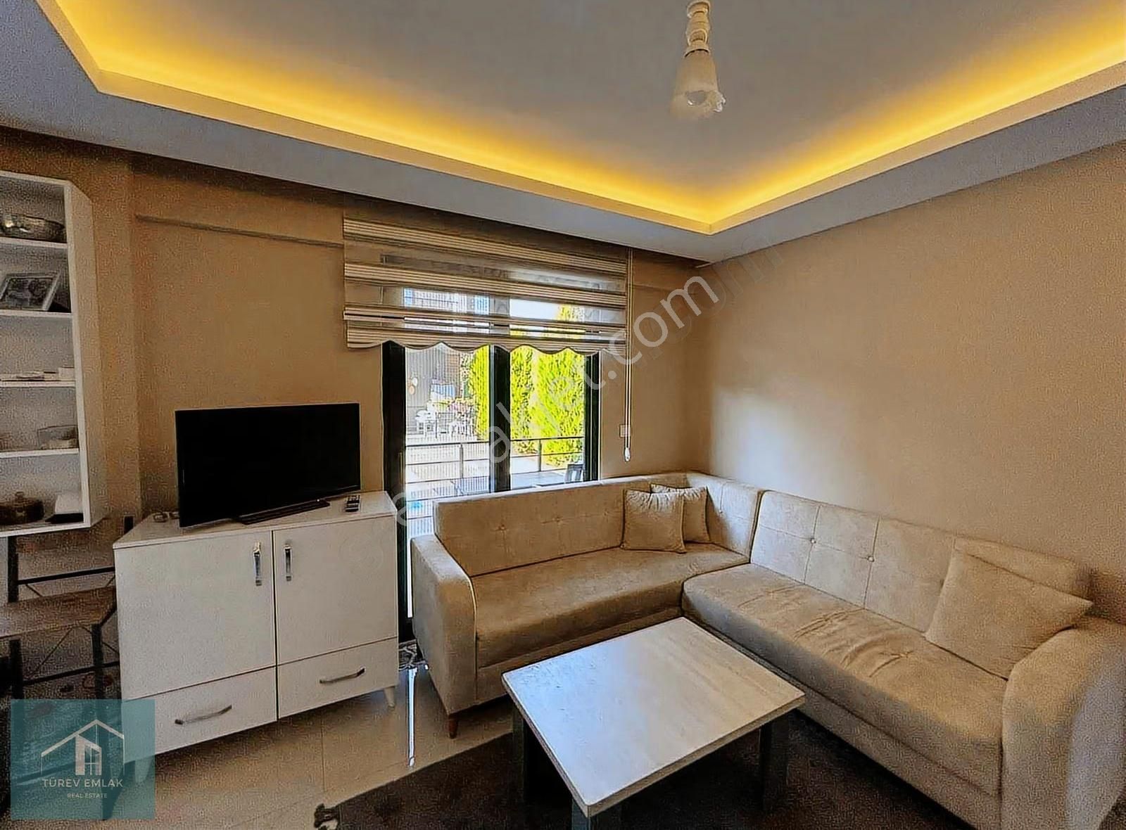 Havuzlu Sitede Satılık 2+1 Eşyalı Daire - Görsel 16