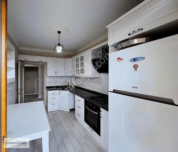 Sakarya Karaaptilerde Acil Satılık Daire..