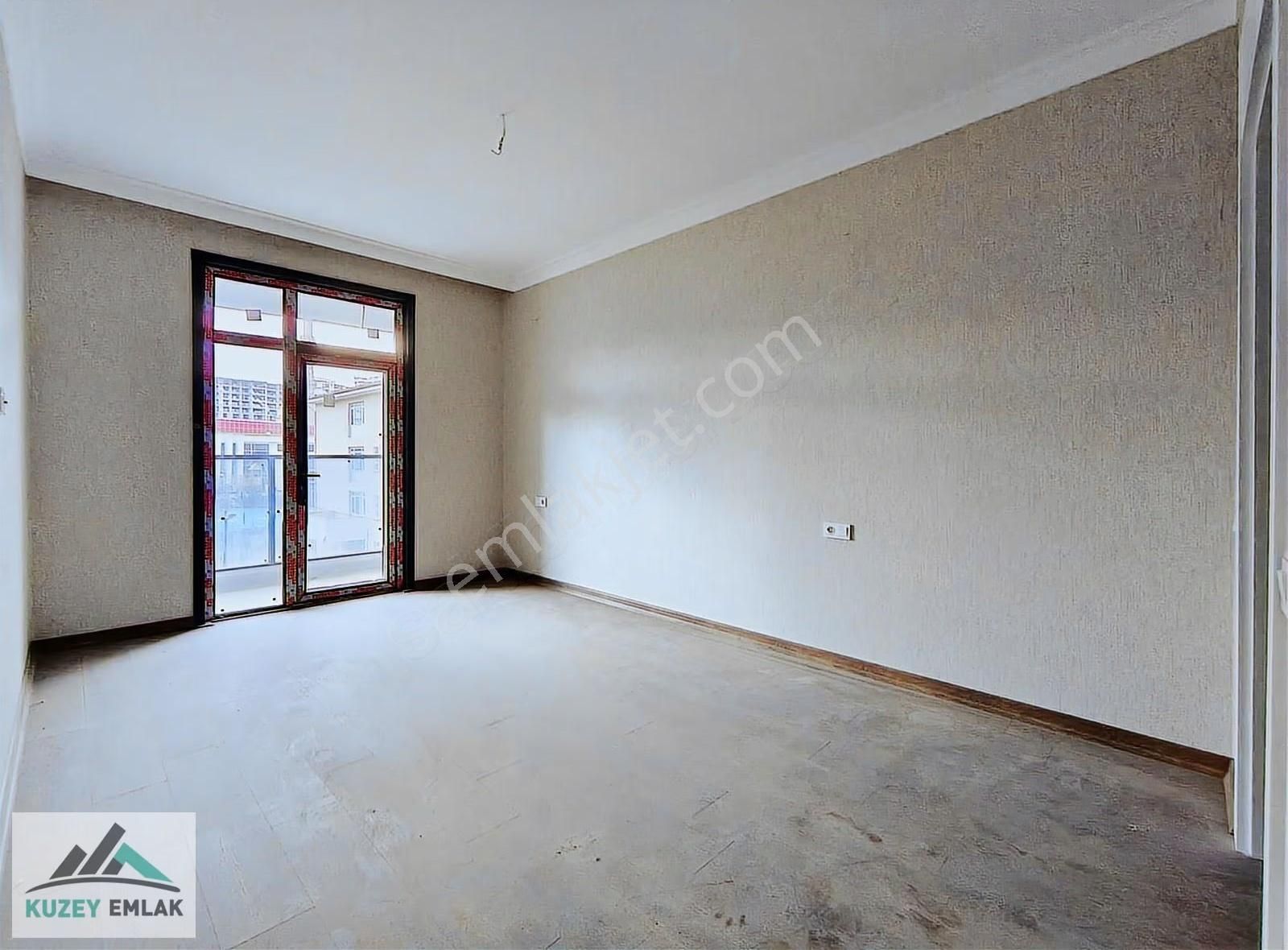 Güneşevlerin En Güzel Lokasyonunda Park Manzaralı Süper Lüks 4+1 - Görsel 3