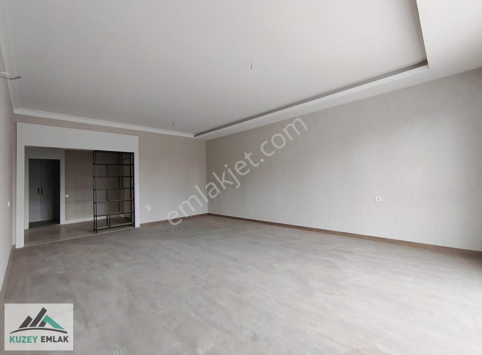 Güneşevlerin En Güzel Lokasyonunda Park Manzaralı Süper Lüks 4+1 - Görsel 6