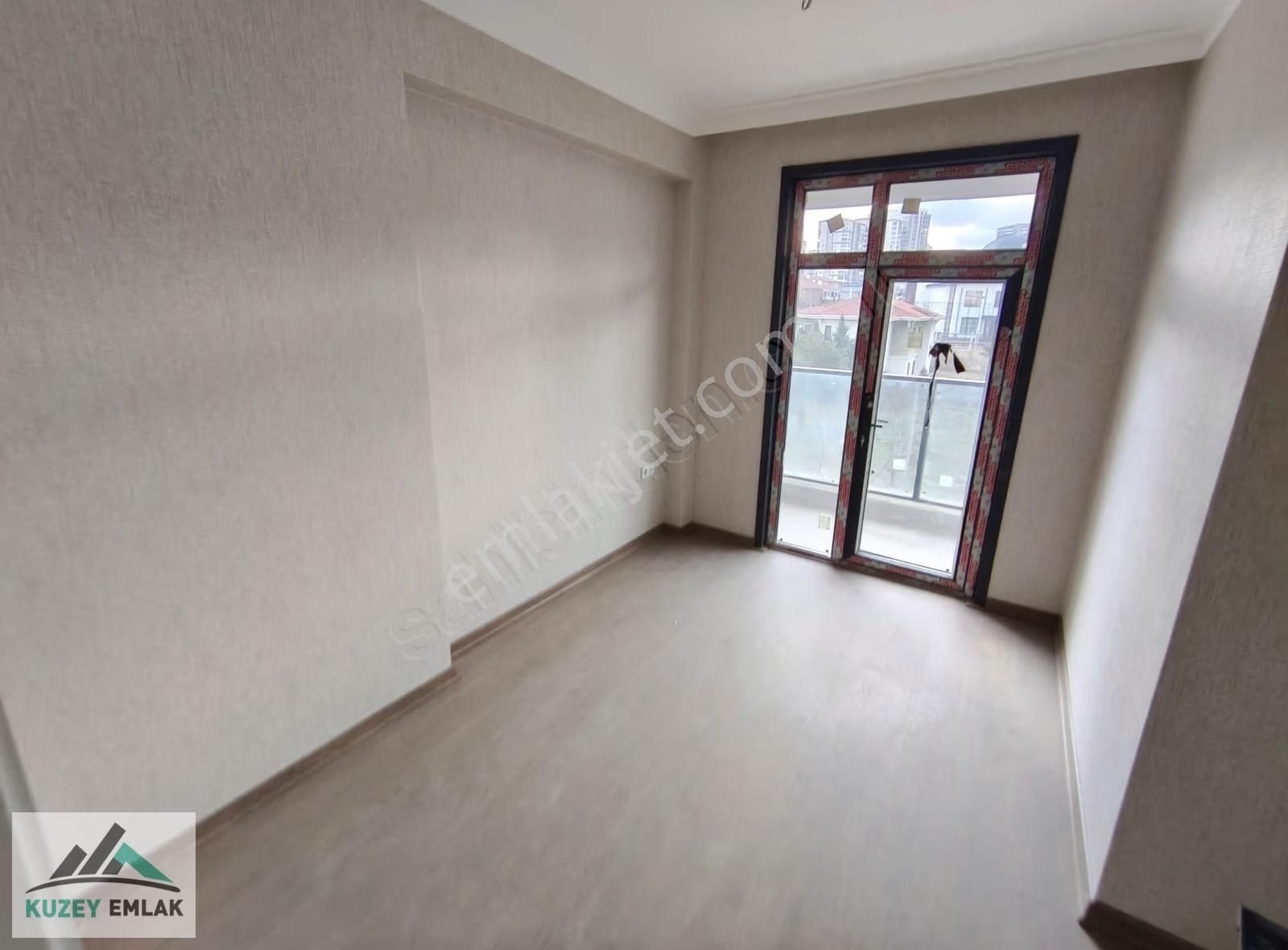 Güneşevlerin En Güzel Lokasyonunda Park Manzaralı Süper Lüks 4+1 - Görsel 18