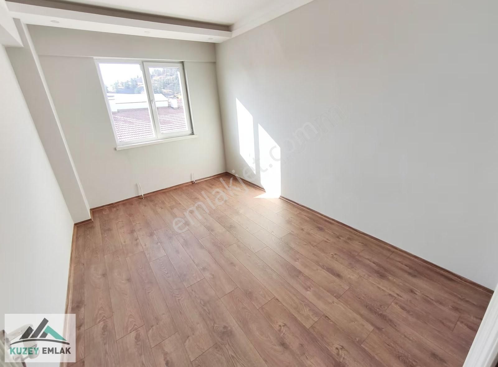 Kuzey Emlak'tan Birinci Sınıf Kalite Lüks Konforlu Geniş 4+1 - Görsel 16