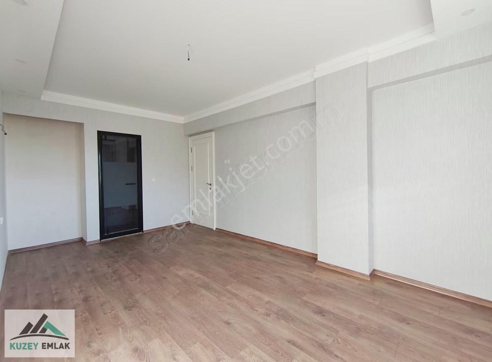 Kuzey Emlak'tan Birinci Sınıf Kalite Lüks Konforlu Geniş 4+1 - Görsel 23