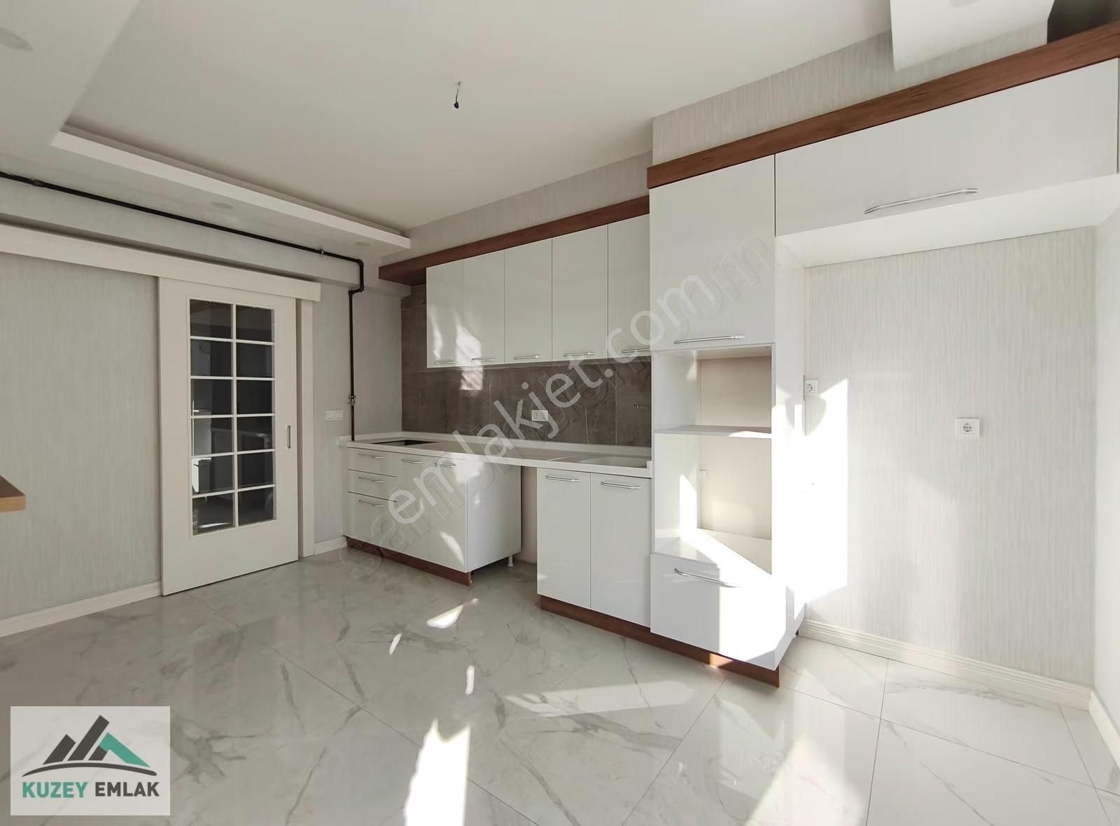 Kuzey Emlak'tan Birinci Sınıf Kalite Lüks Konforlu Geniş 4+1 - Görsel 17