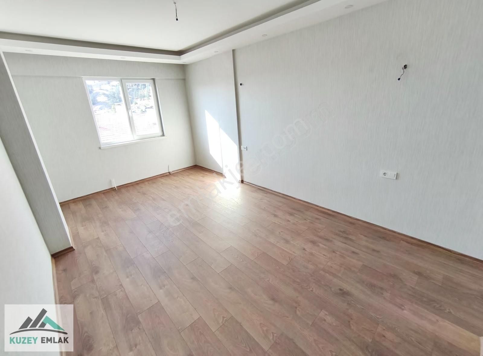 Kuzey Emlak'tan Birinci Sınıf Kalite Lüks Konforlu Geniş 4+1 - Görsel 34