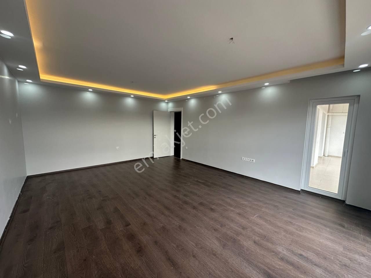 Derbent Mah. 160 M², 3+1, Ayyıldız Sitesi, 13.kat Kiralık Daire - Görsel 2