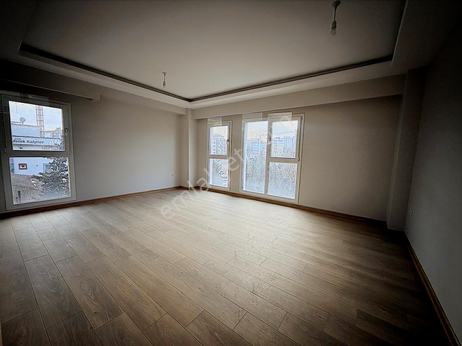 Pendik Kurtköy Metroya Yakın Kiralık 3+1 Arakat Sıfır Daire - Görsel 13